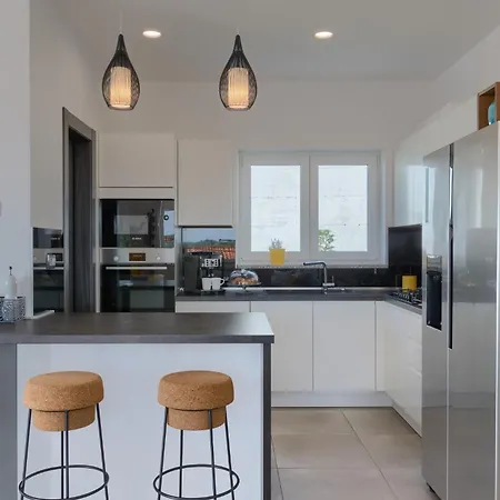 Maru By Briskva Martina