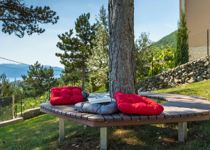 Maru By Briskva * Martina