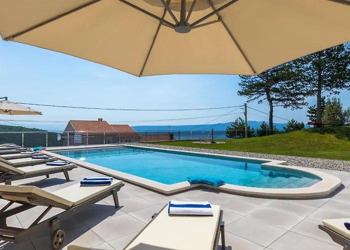 Vilă Maru By Briskva *