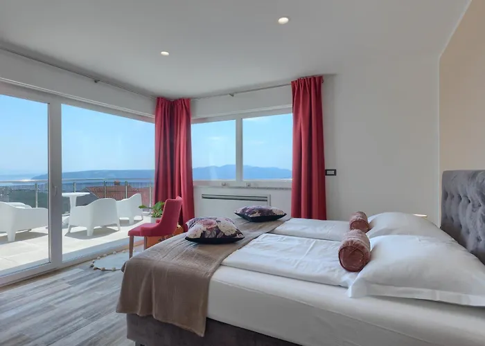 Maru By Briskva * Martina