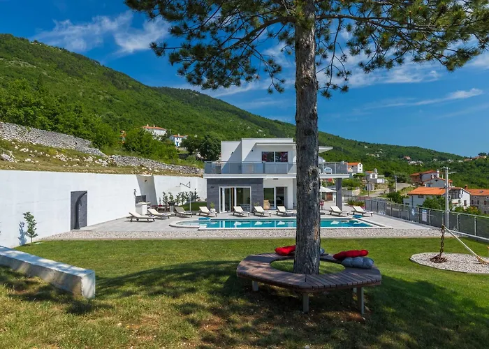 Maru By Briskva * Martina