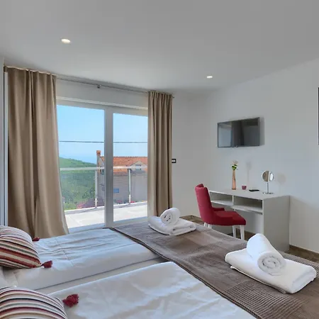 Maru By Briskva Vila