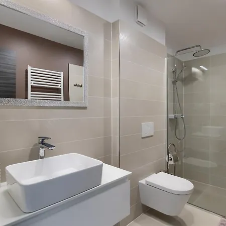 Maru By Briskva Vila