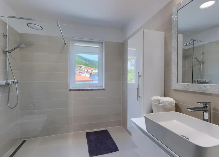 Maru By Briskva * Martina