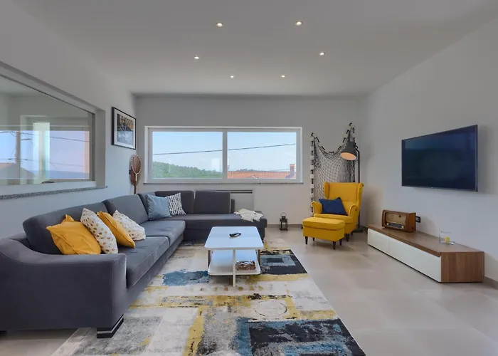 Maru By Briskva Villa *